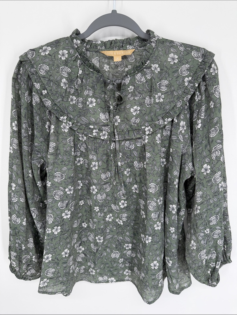 Hope & Harlow Floral Tie-Front Ruffled Blouse Size Medium Cottagecore